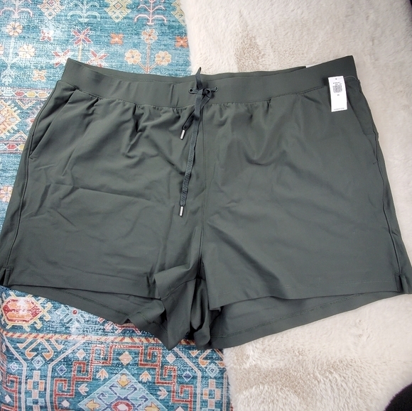 Old Navy High-Waisted PowerSoft Loose Shorts Lost in the Woods BNWT 3X - Picture 5 of 16